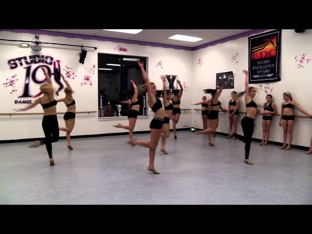 Meet Chloe Lukasiak's new dance studio! Team Chloe Dance Project