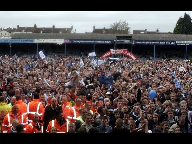 On This Day 2006: Southend United League 1 Champions