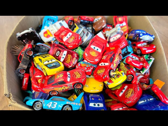 Disney Pixar Cars Quick Track Test | Lightning McQueen & Friends