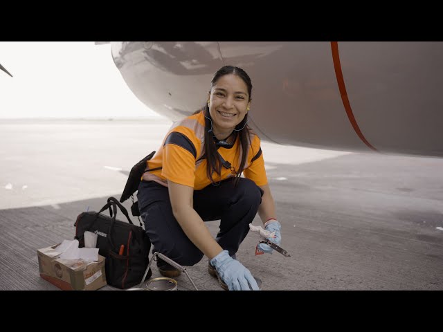 United —  Tech Ops Technician Alejandra A.