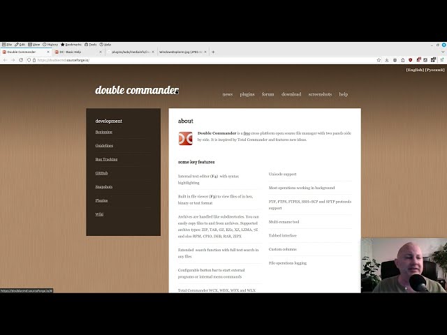 Double Commander file manager with Mediainfo for video directories