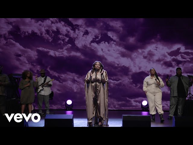 Tasha Cobbs Leonard - Warrior Of Heaven (Performance Video)