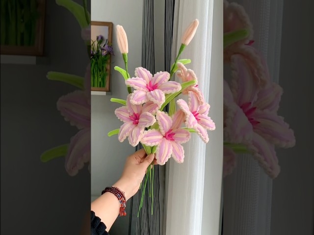 DIY Pipe Cleaner Lily Flower 💐 Easy Tutorial for Beginners