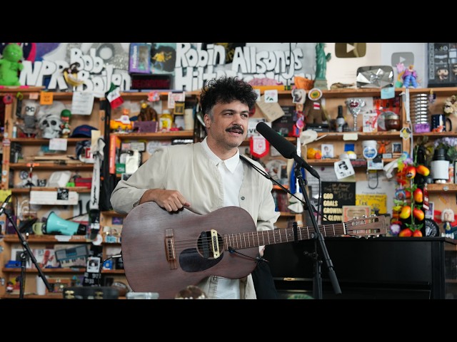 Alex Ferreira: Tiny Desk Concert